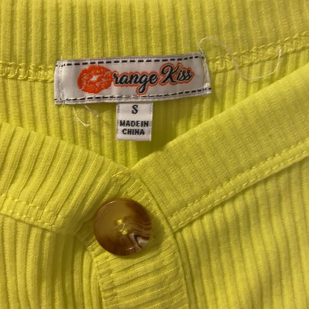 Neon yellow long sleeve sexy body suit. Size small. New with tags - Picture 4 of 10
